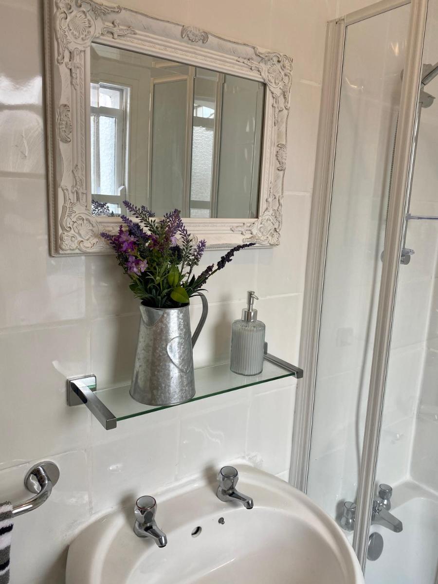 Beautiful 2 bedroom flat in Camden - Housity
