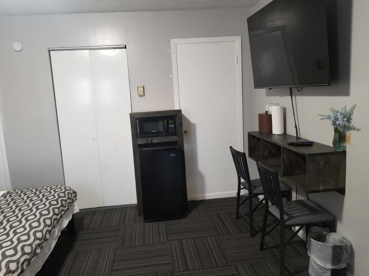 Suitetrails - Fiesta City Motel