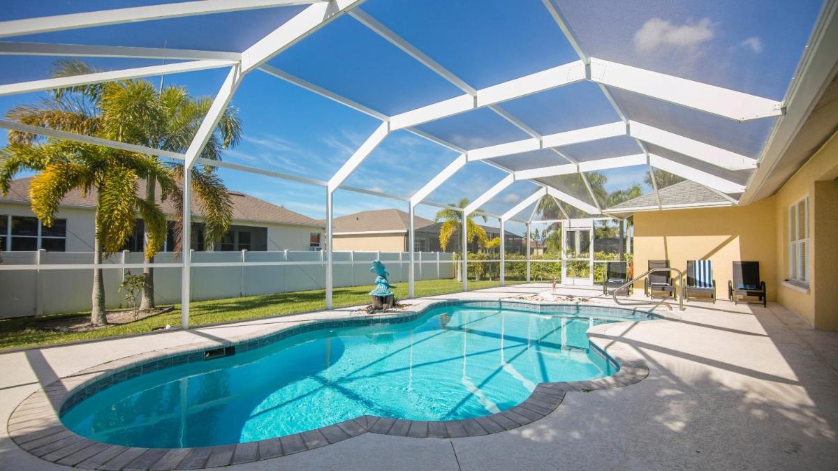 !NEW! Villa Surfside - Housity