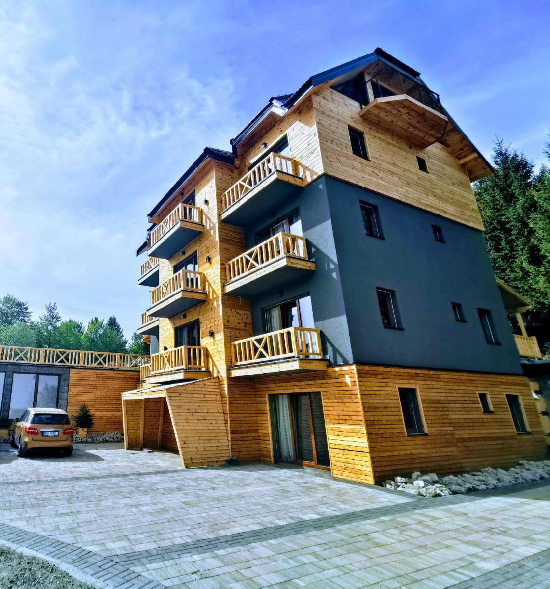 Chalet Vrhovi Kopaonika - Housity