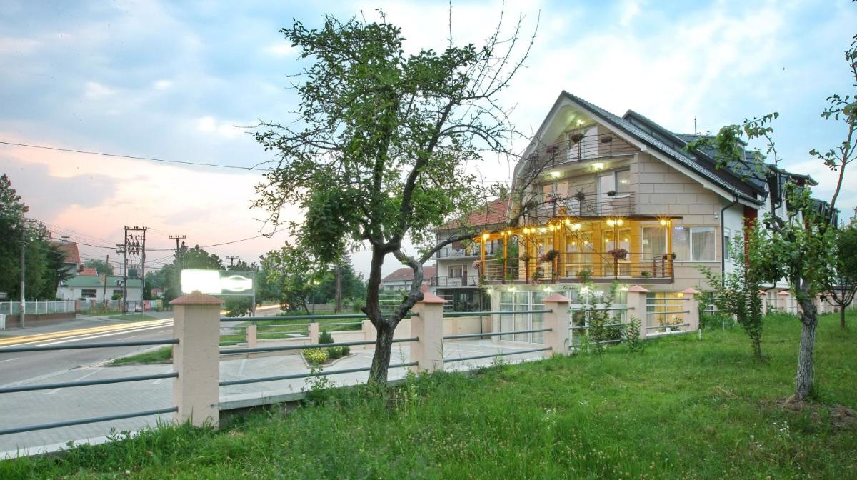 Hotel Novella Uno - Housity
