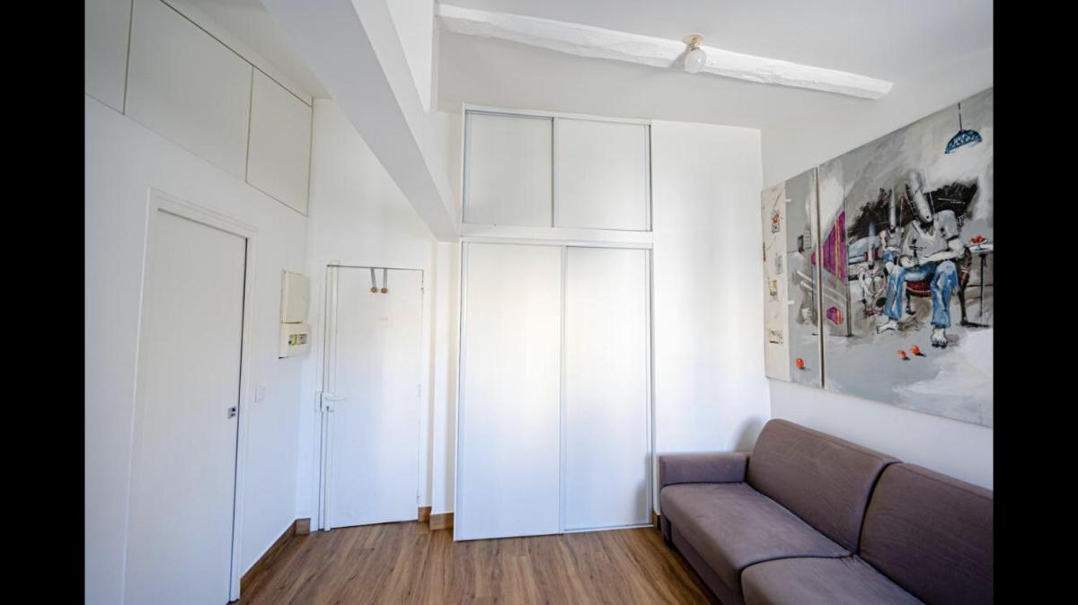 Charmant studio en plein cœur de Saint-Michel - Housity