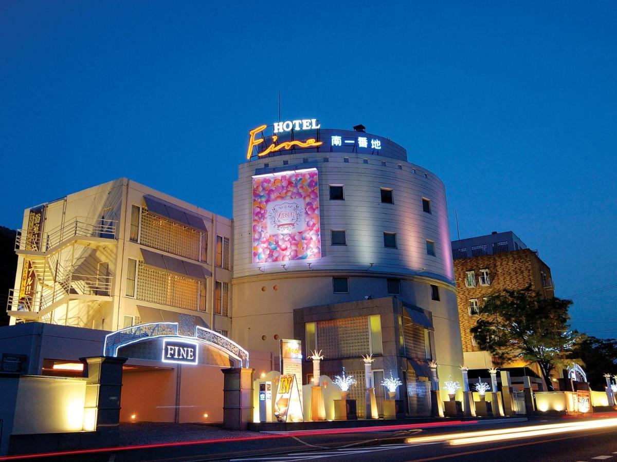 Hotel Fine Misaki - Housity