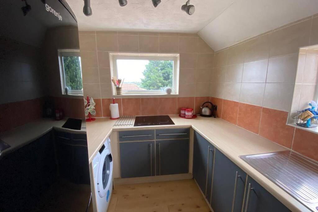Charming apartment with hot tub , Viewly Hill Farm - Housity