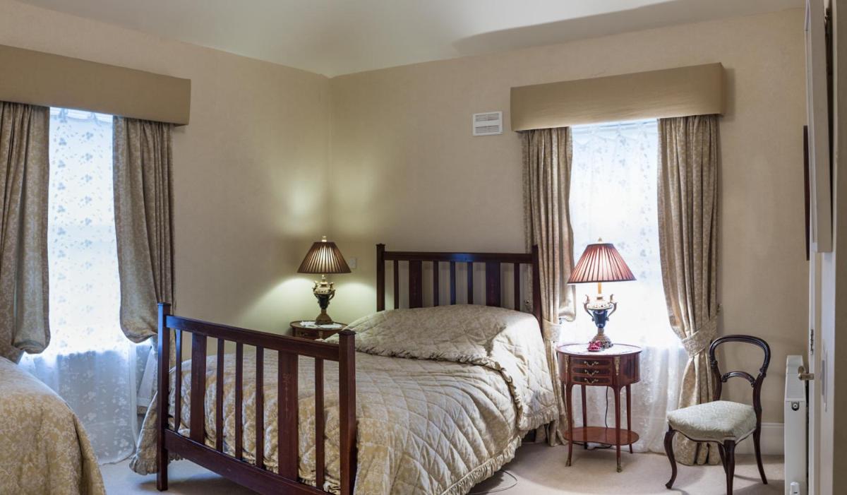 Moate Lodge - Housity