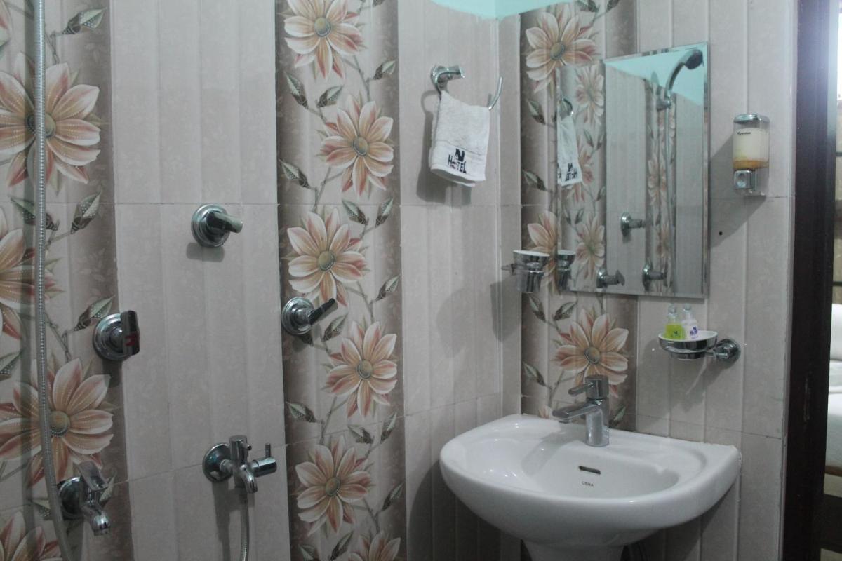 Nayathali Hotel & Lodge Pvt. Ltd - Housity
