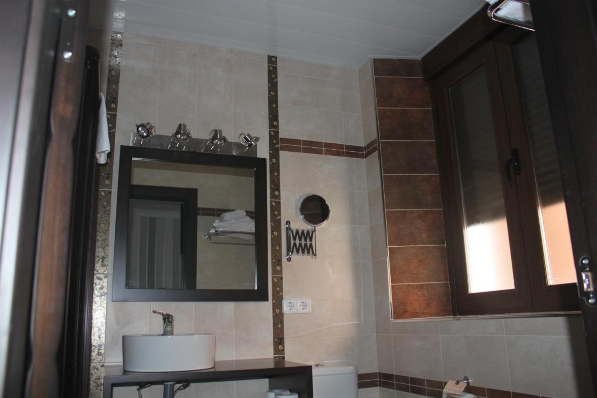 Hotel Villa Maria - Housity