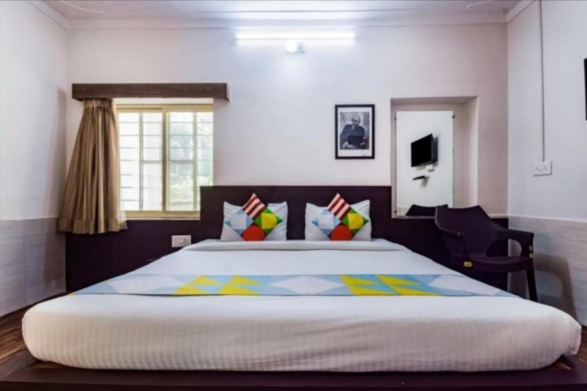 Dave's Guest House - Housity
