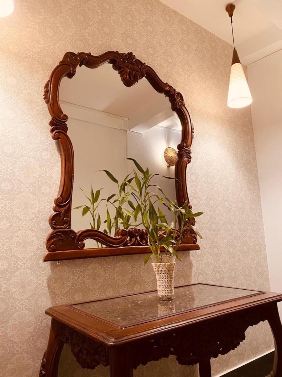 The Bhowmick's Bungalow - Housity