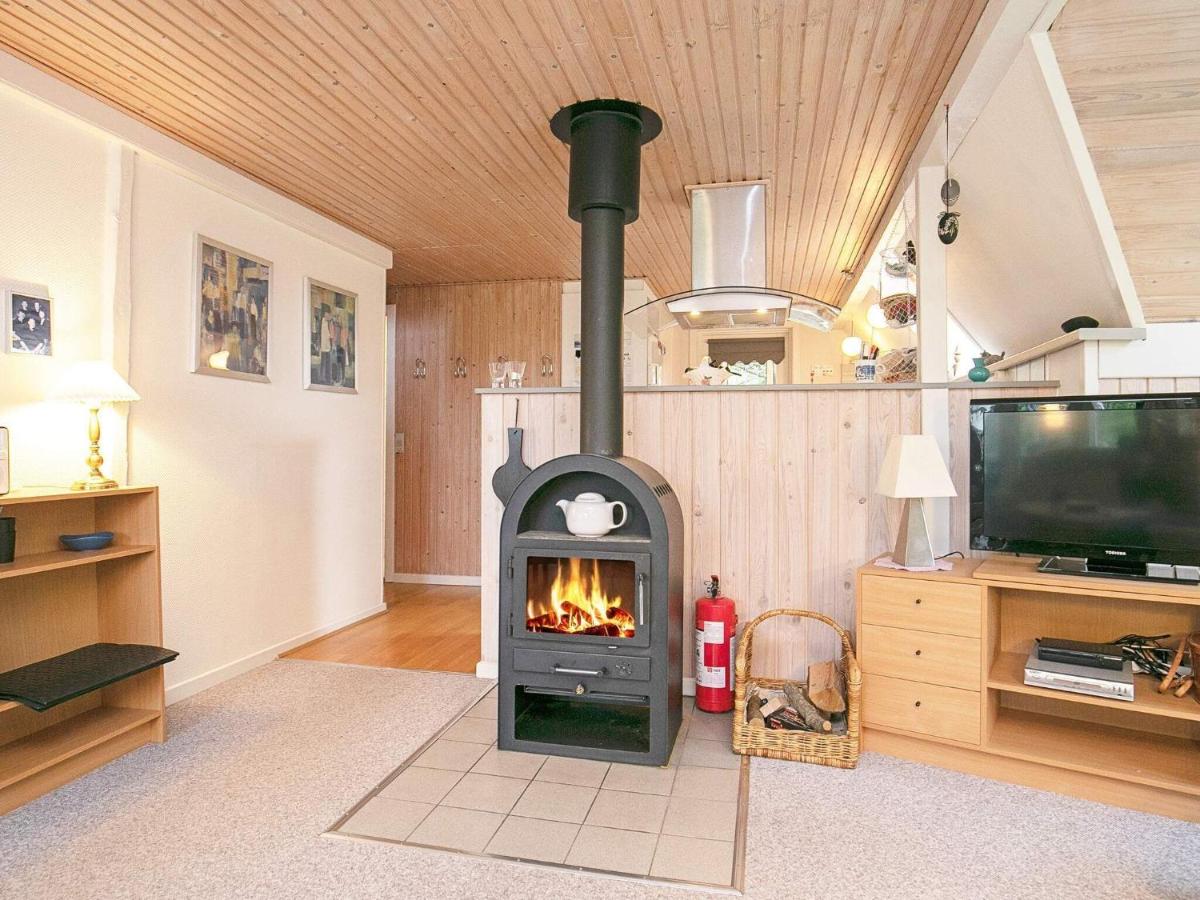 6 person holiday home in Gedsted - Housity