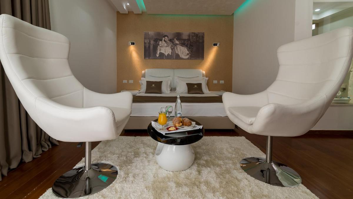 Deluxe & Executive SPA by Rafaelo - Housity