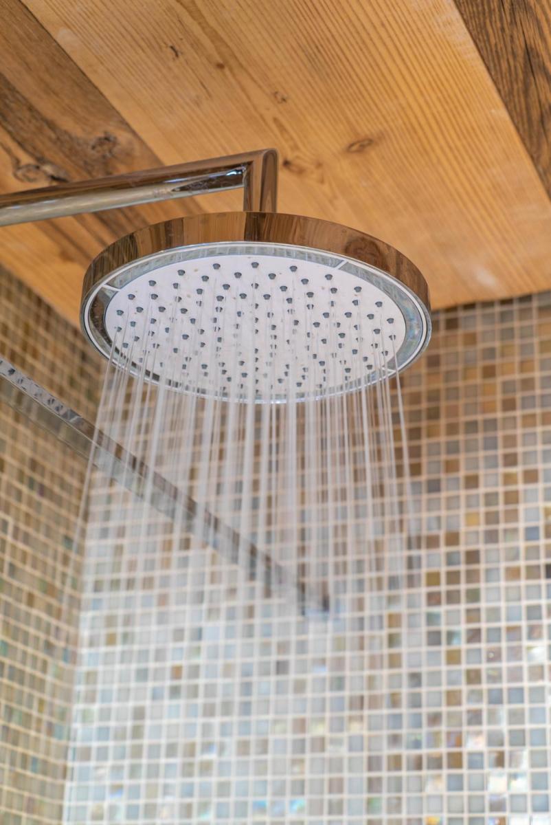 Salle de bains dans l'établissement Hotel Le V de Vaujany