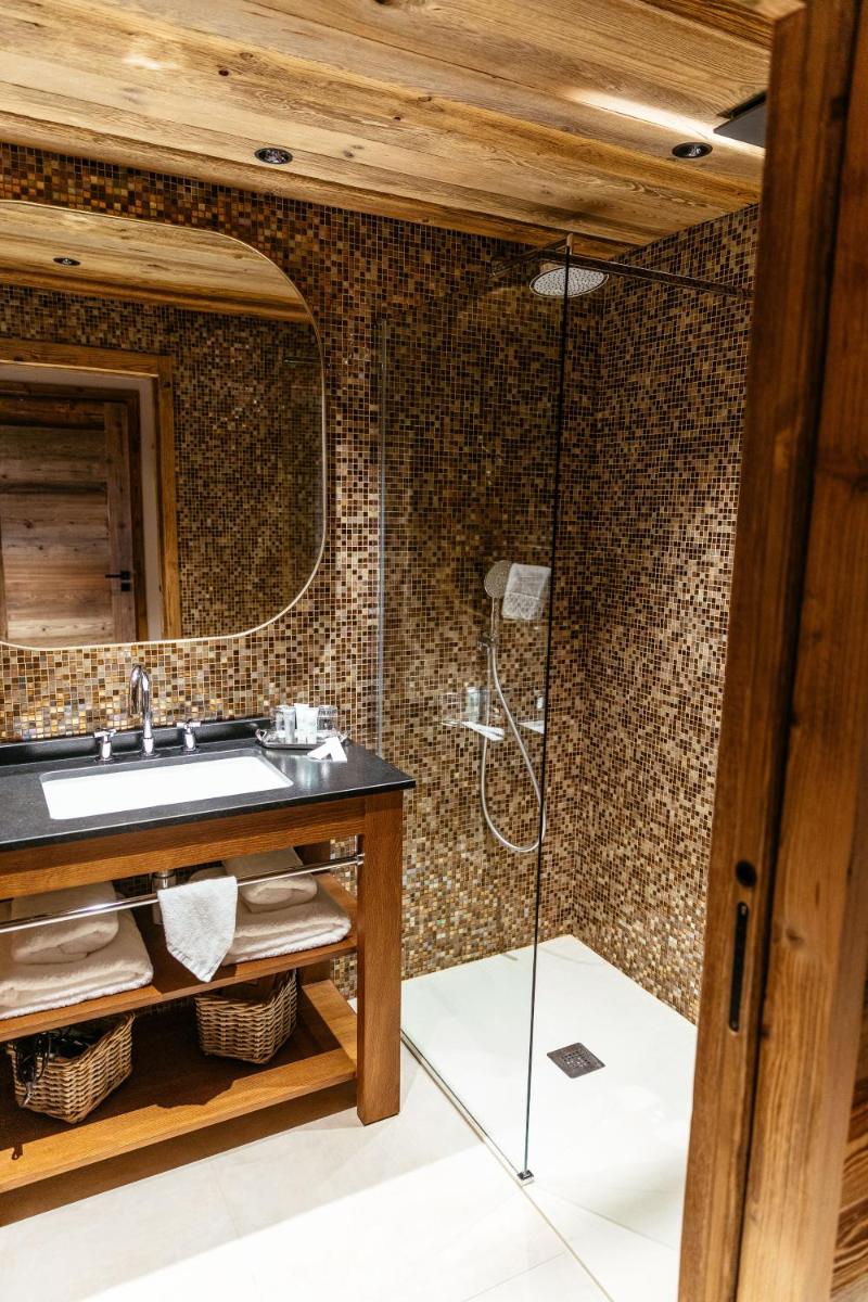Salle de bains dans l'établissement Hotel Le V de Vaujany