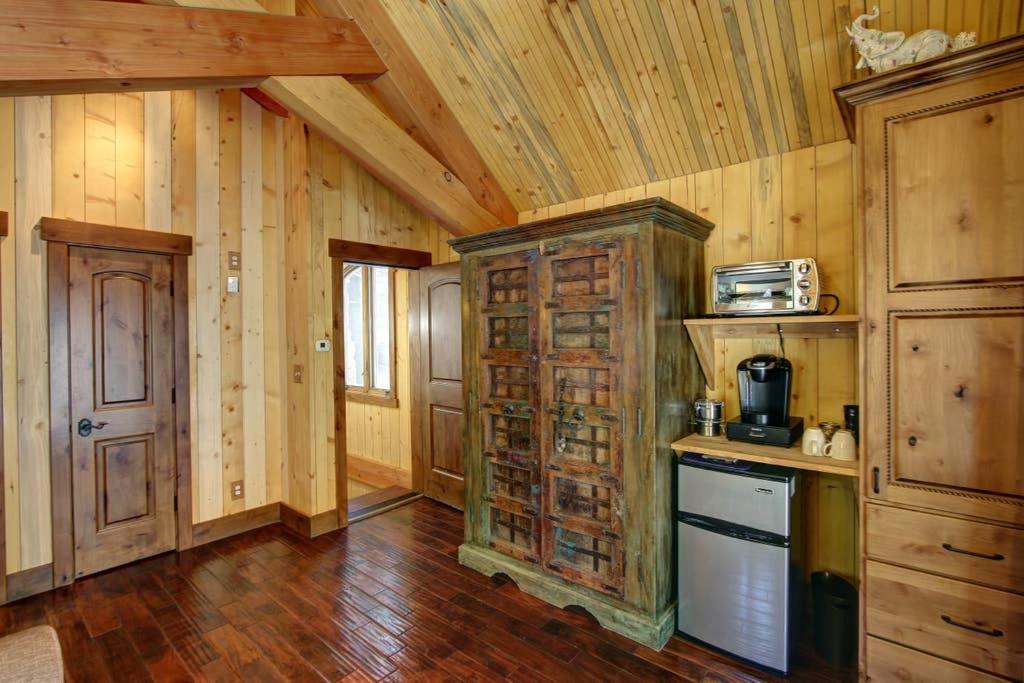 Carriage House On The Stream Sundance, Utah - Housity