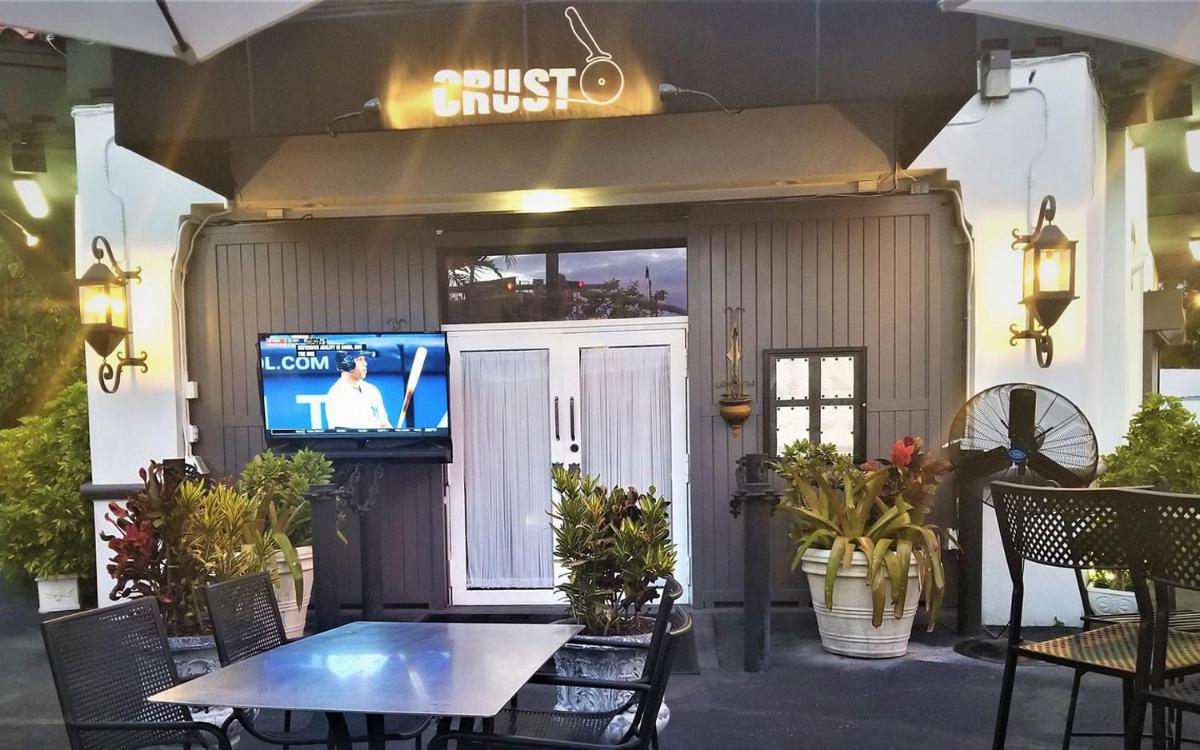 Sunny and Charming Suite next to MIA - 5G - Housity