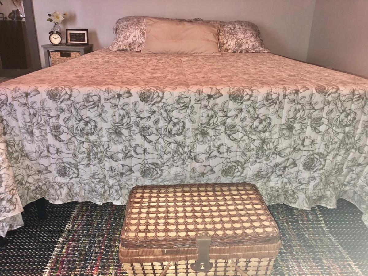 Private and Secluded Studio in Little Havana - 6V - Housity