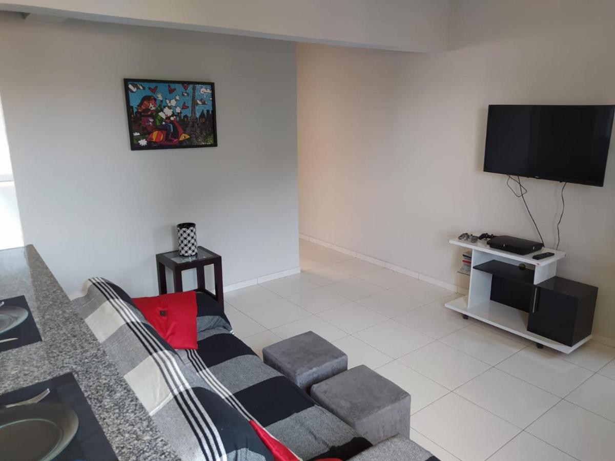 Apartamento no Centro Hospitalar em Teresina !! - Housity