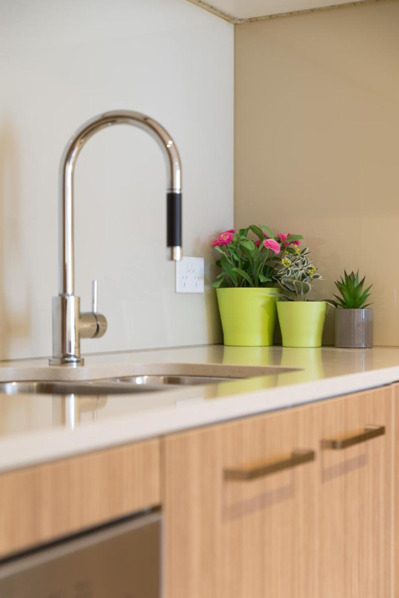 Tasha's Apartments on Morphett - Housity