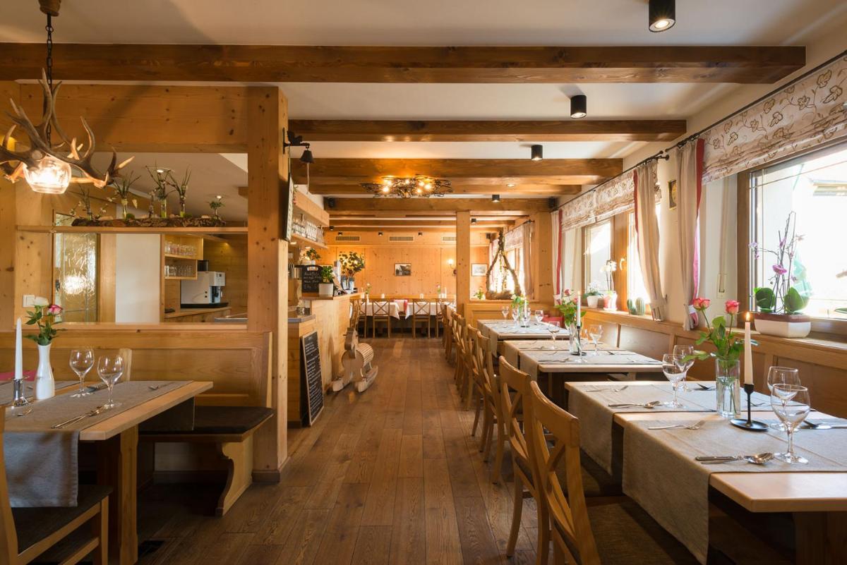Gasthof-Pension Brauner Hirsch in Alfeld - Mittelfranken - Housity
