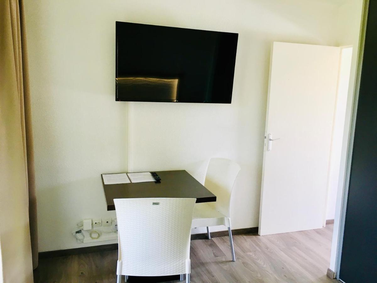 FormiSTUDIO I - Housity