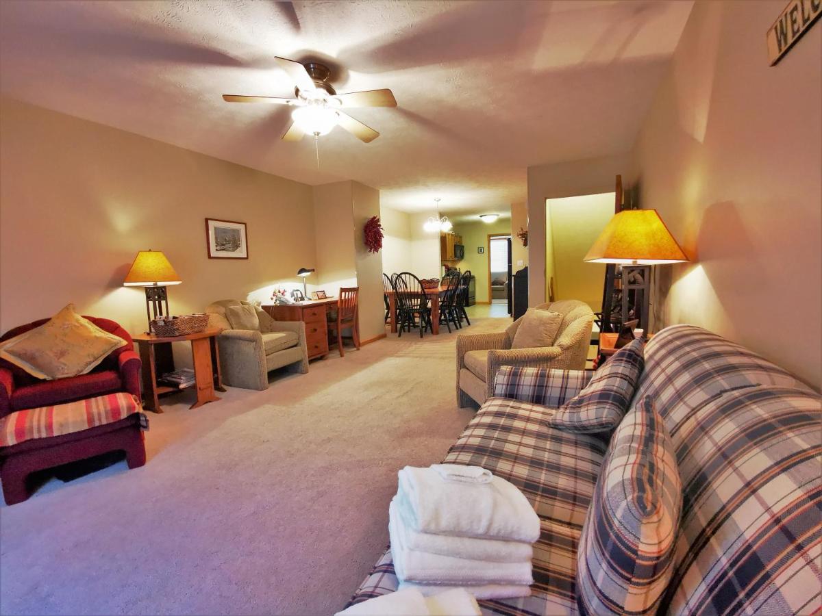 Gorgeous House for Ski Retreat or Mountain Vacations - Housity