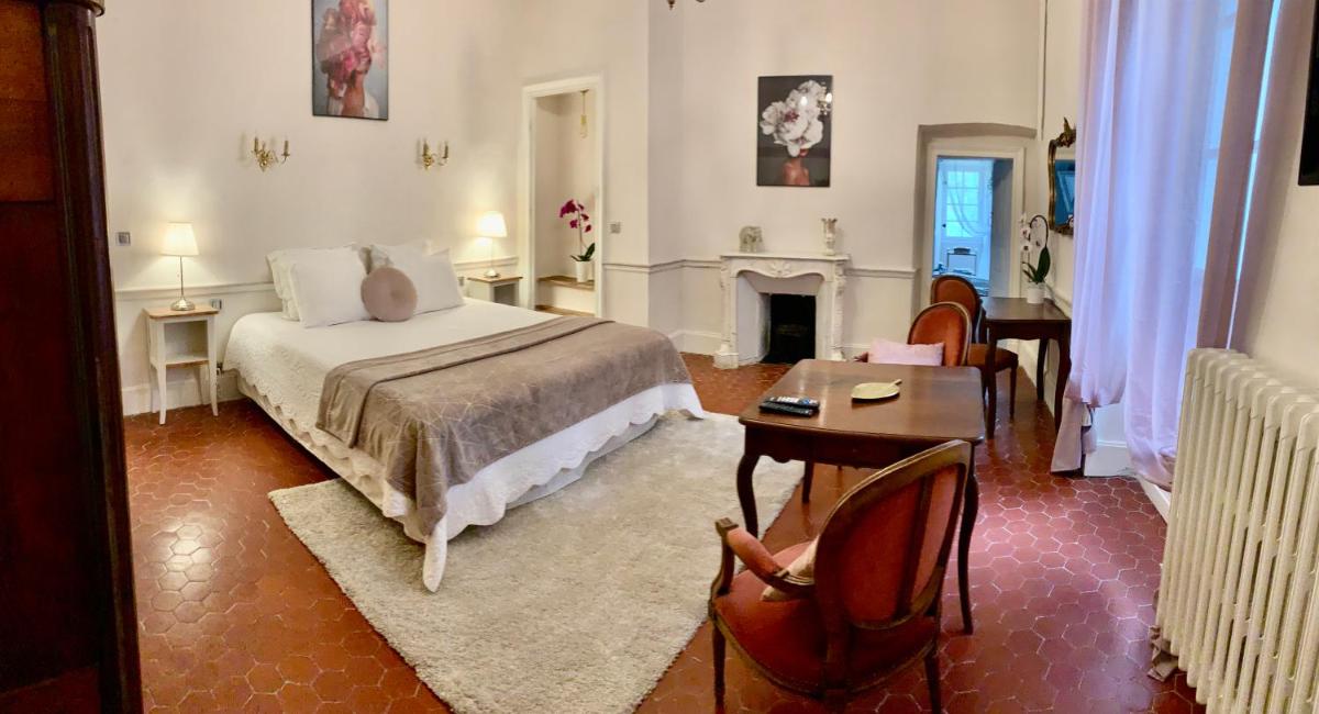 Hôtel Château Du Rey - Housity