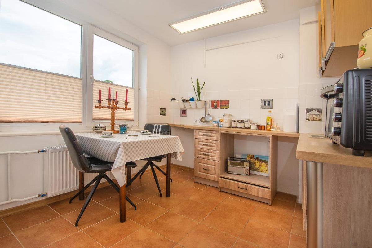 Karostas pludmales apartmenti 80-90 gadu stilā - Housity