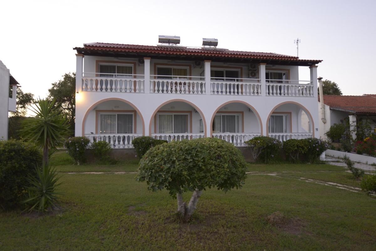 Stefanos Resort - Housity