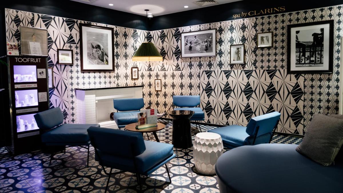 Coin salon dans l'établissement Molitor Hotel & Spa Paris - MGallery Collection