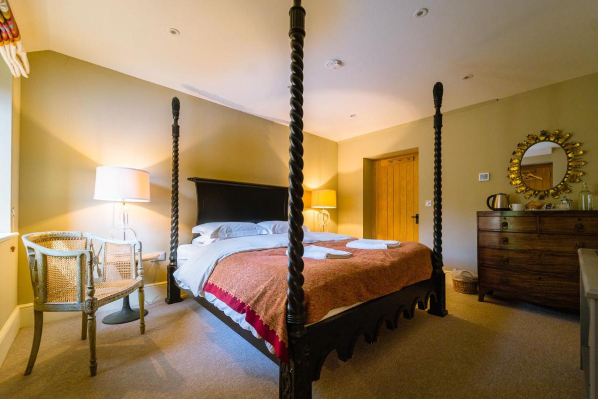 Chippenham Park Garden Rooms - Housity