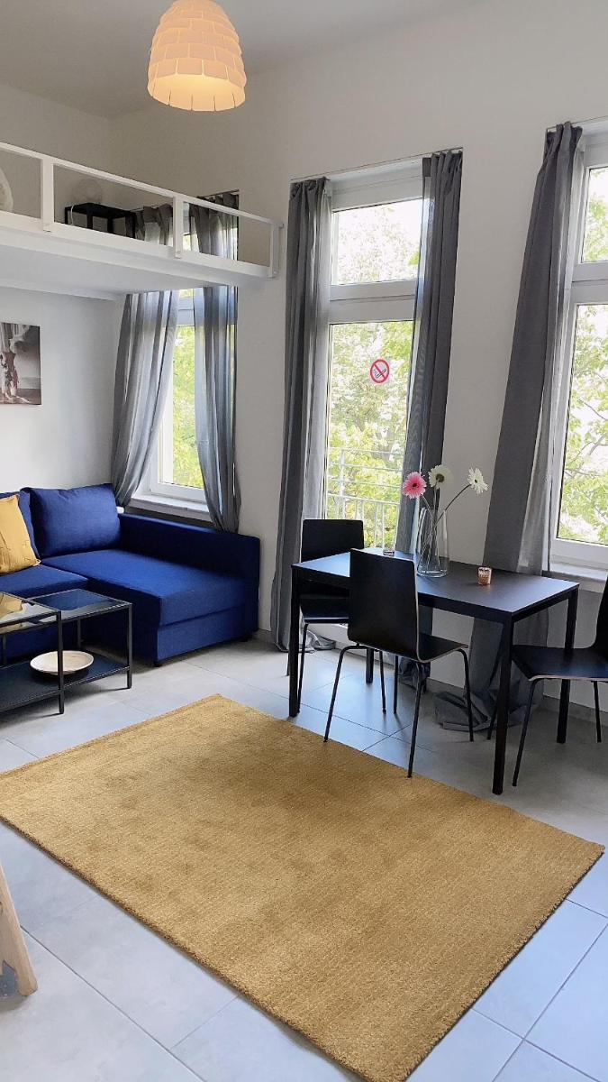 tiny modern apartment central cologne - Housity