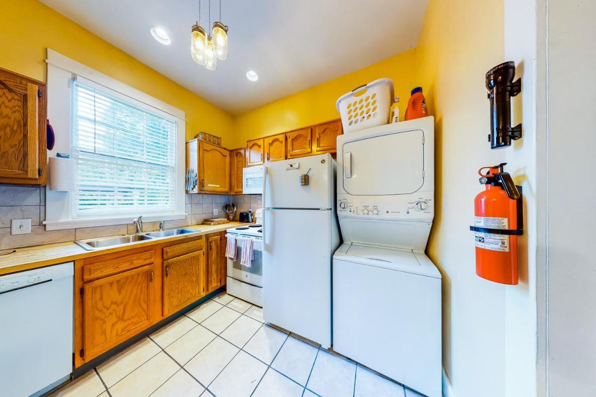 Anderson House - Housity