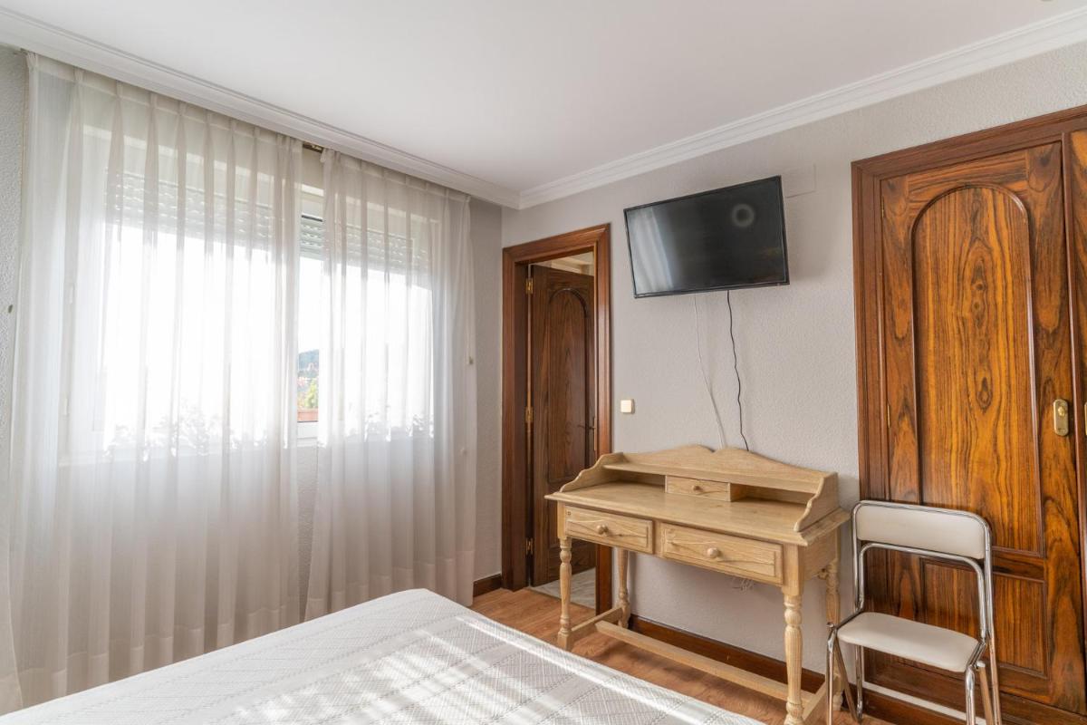 Hotel Río Cea - Housity