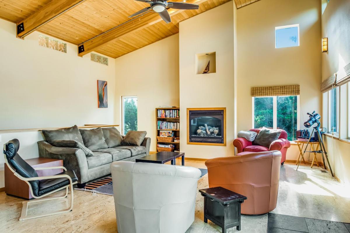 Modern Beach Cottage - Housity