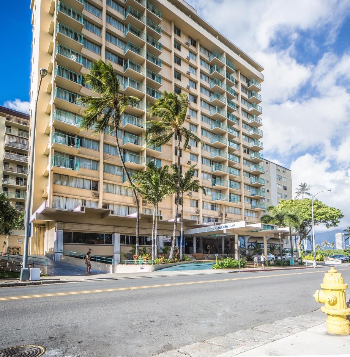 Cozy Waikiki Studio at Aqua Aloha Surf - Housity