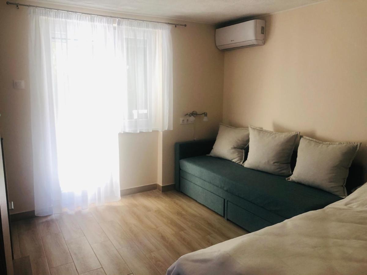 Szieszta Szófia Apartman - Housity