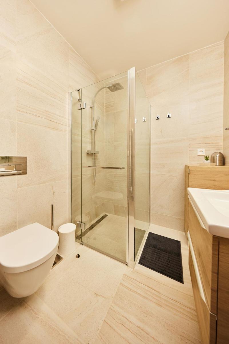 Ella Apartments - Housity