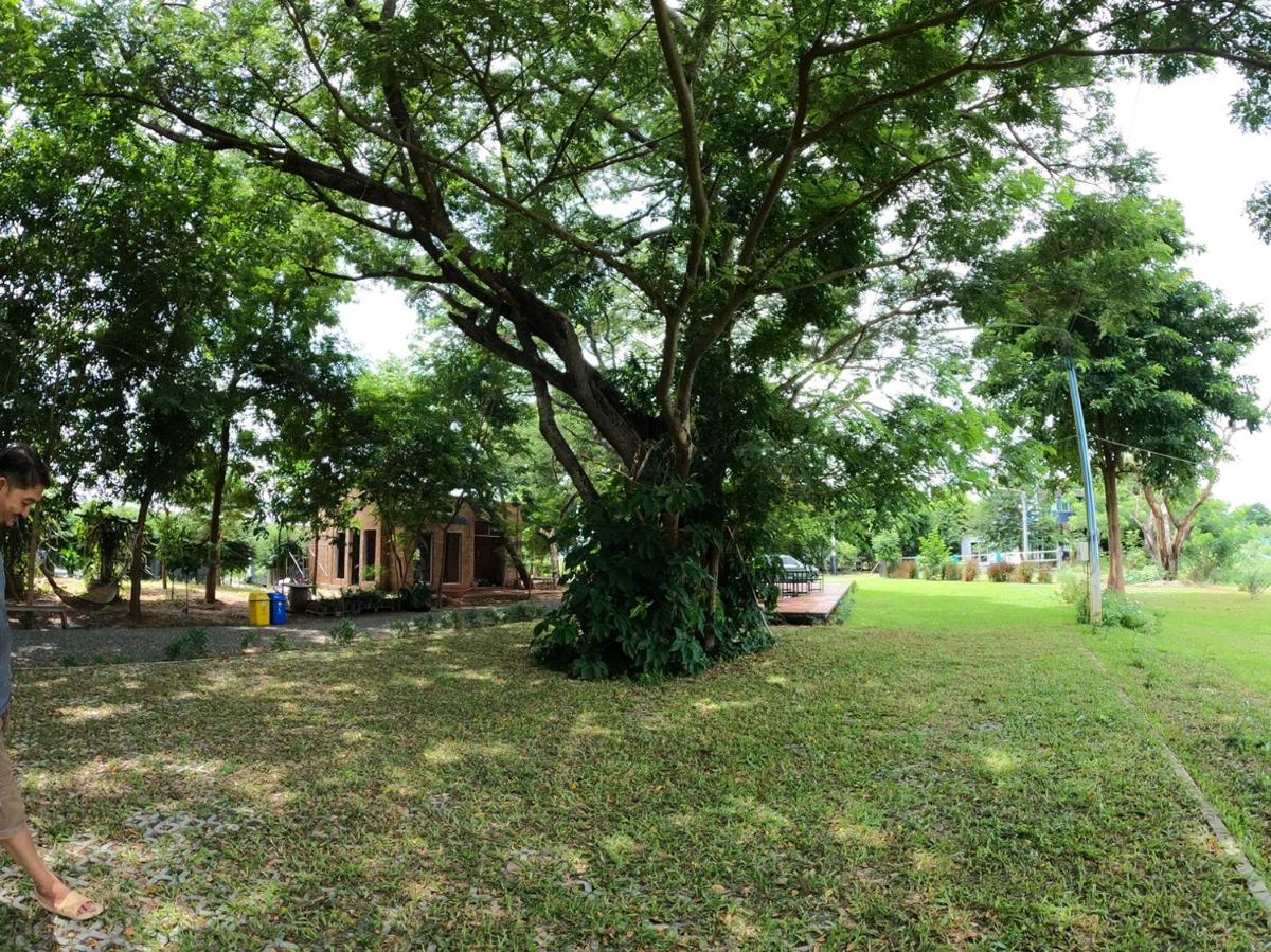 Baan Tonjaeng Resort - Housity