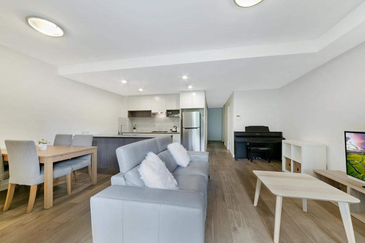 KOZYGURU WAITARA KOZY 2 BED APT WALK TO TRAIN STATION NWA008 - Housity