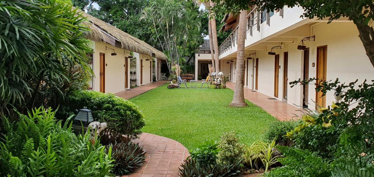 Ploy Resort - Housity
