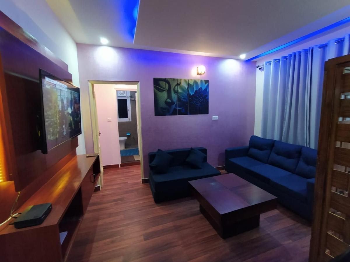 Suitetrails - Deluxe homestay Apartments with kitchen In Shimla