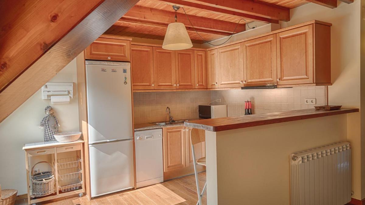 Saplan Real Estate ERA LANA - Housity