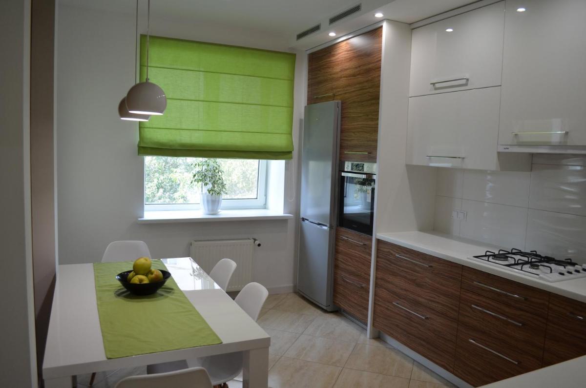 Suitetrails - Apartment on Getmana Vigovskogo 49