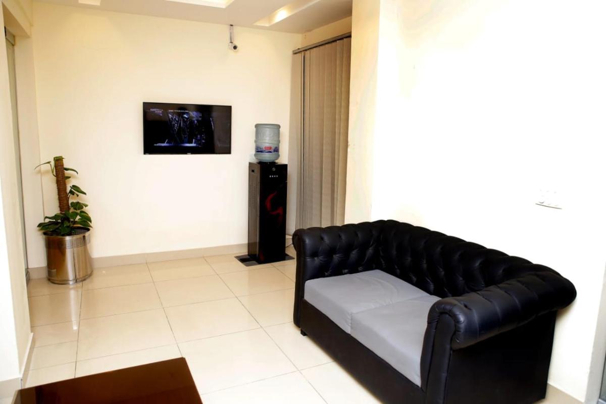 Hotel Noor Plaza - Hizvo