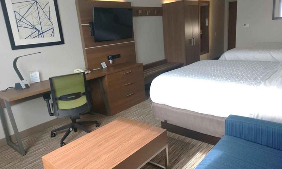 Holiday Inn Express Murrysville - Delmont by IHG - Housity
