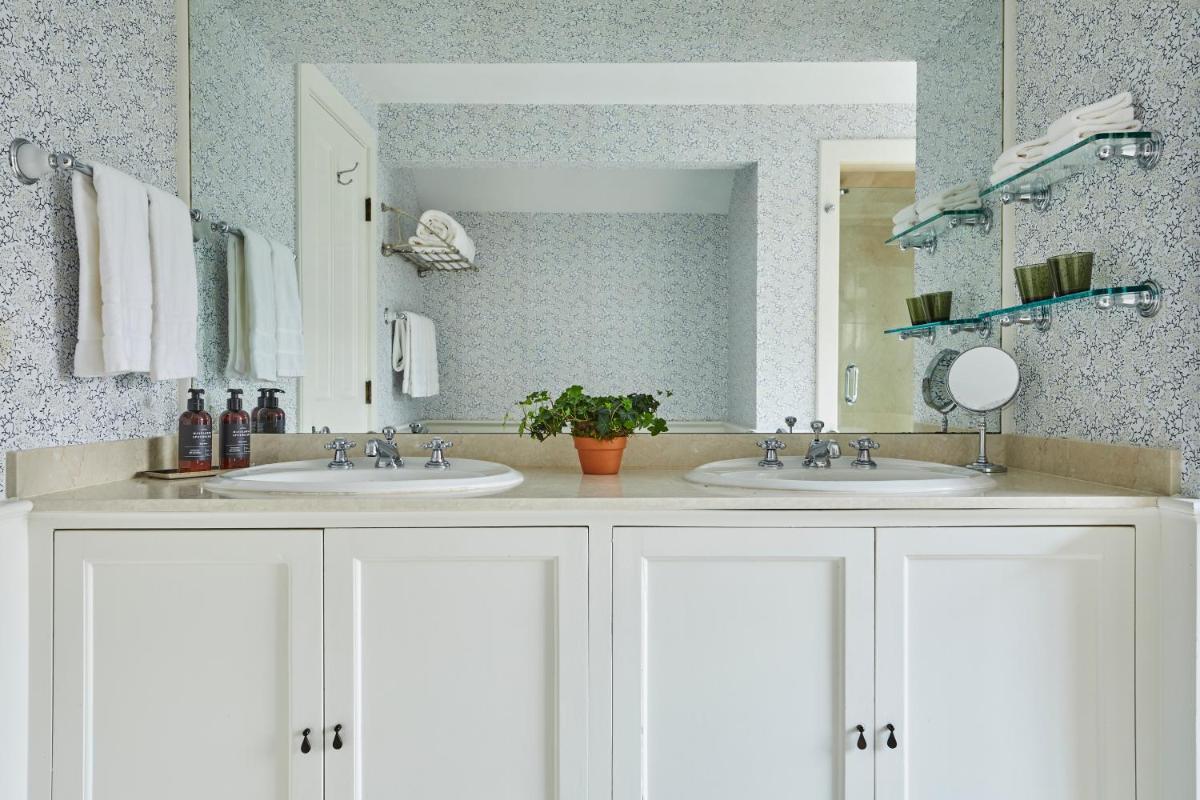 The Mayflower Inn & Spa, Auberge Resorts Collection - Housity