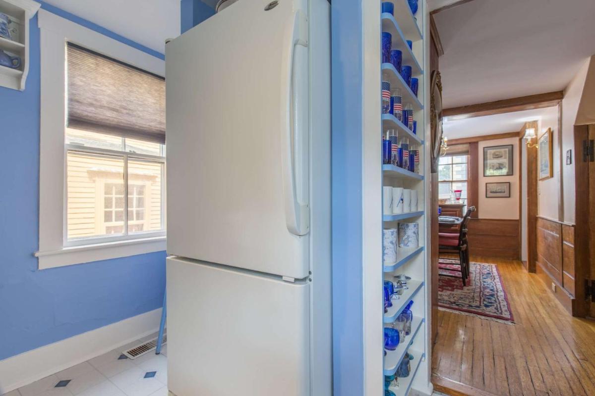 Brackett Cottage - Housity
