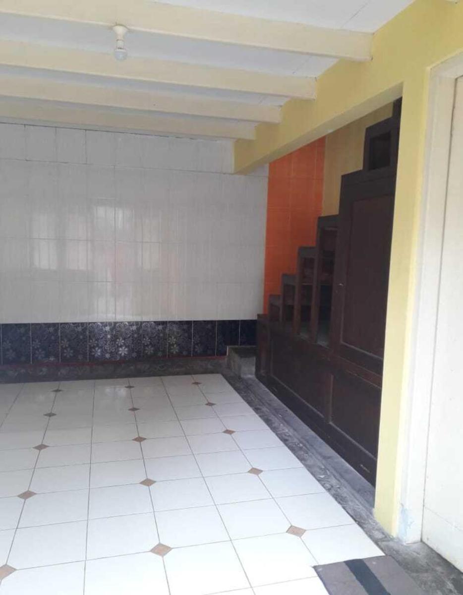 Hotel Kayu Manis - Housity
