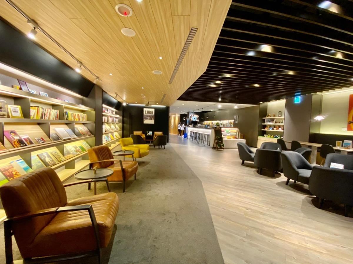Hub Hotel - Housity