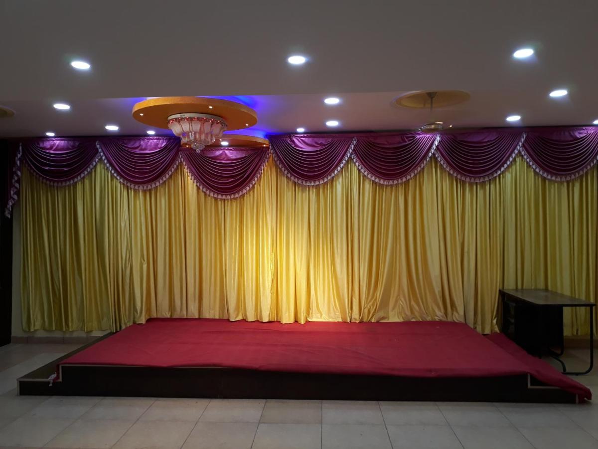 HOTEL SRI VAARI RESIDENCY - Housity